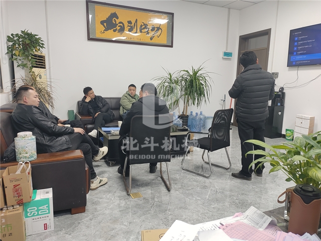 江西客户探访白丝紧致爆乳自慰喷水AV蜜桃机械麻杆骚片AV蜜桃精品一区