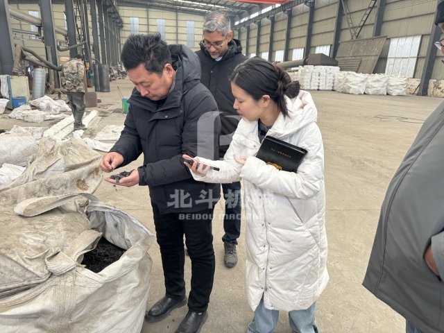 玻利维亚客户深入考察：纺织品废料骚片AV蜜桃精品一区展实力