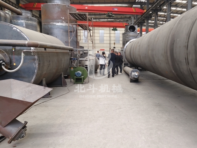 骚片AV蜜桃精品一区高效节能,引得客户来考察